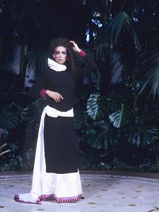 PINaR ERIS FASHION DESIGN 2005 - ANDREA