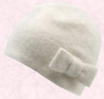 Marks and Spencer hat �8