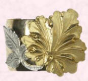 New Look Autumn/Winter 07/08 Collection of Cuffs - Oak leaf cuff �8/11