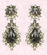 House of Fraser 'Babe' Gold & black stone drop earrings �79.