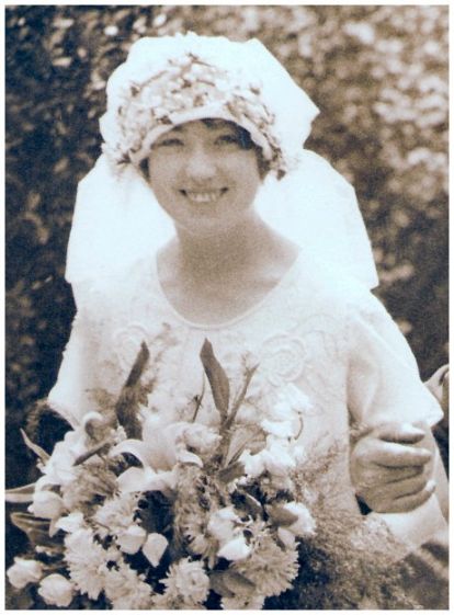 1925 Wedding Headdress 