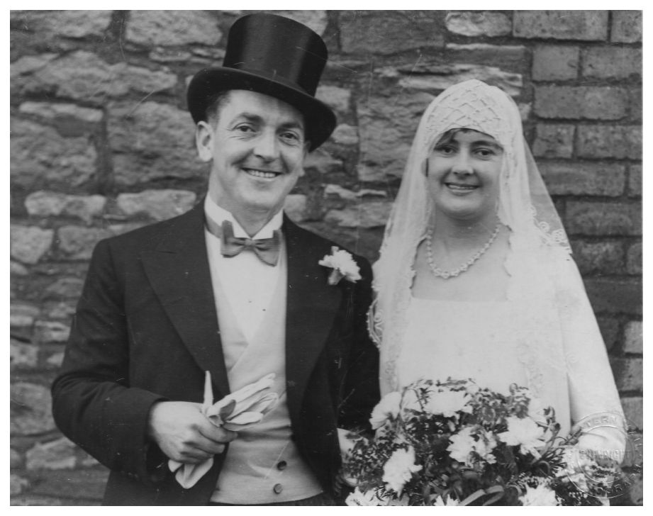 October 1930 Hilda 39s Wedding Old photos can be useful when tracing family