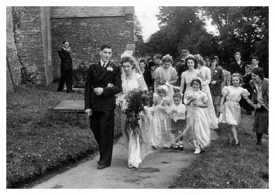 Late 1940s Post WWII Wedding Group and a Bridal Couple 1947
