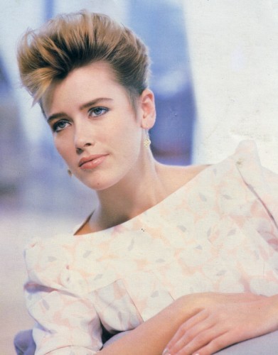 1980s Hair Styles - Typical Hairstyles Large and Larger ...