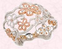 Couture Dentelle Bracelet with diamonds and from Van Cleef & Arpels.